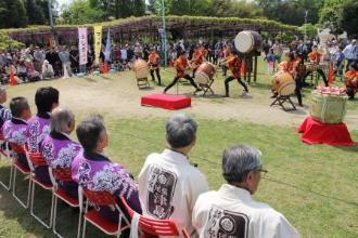 式典での大治太鼓演舞風景