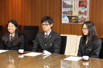 画像　清林館高等学校生徒会の生徒