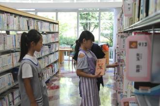 画像　一日図書館員2