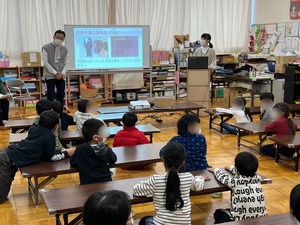 放課後子ども教室毛織物体験学習